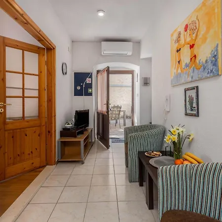 Stunning In With Wifi Opric