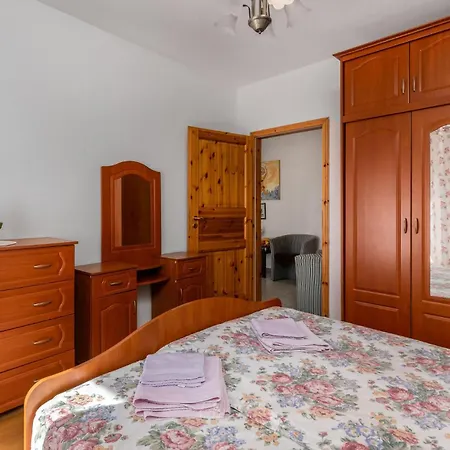 Stunning In With Wifi דירה Opric